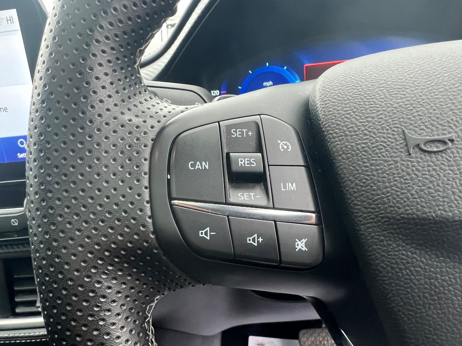 Used Ford Puma for sale - 77345420: Photo 25