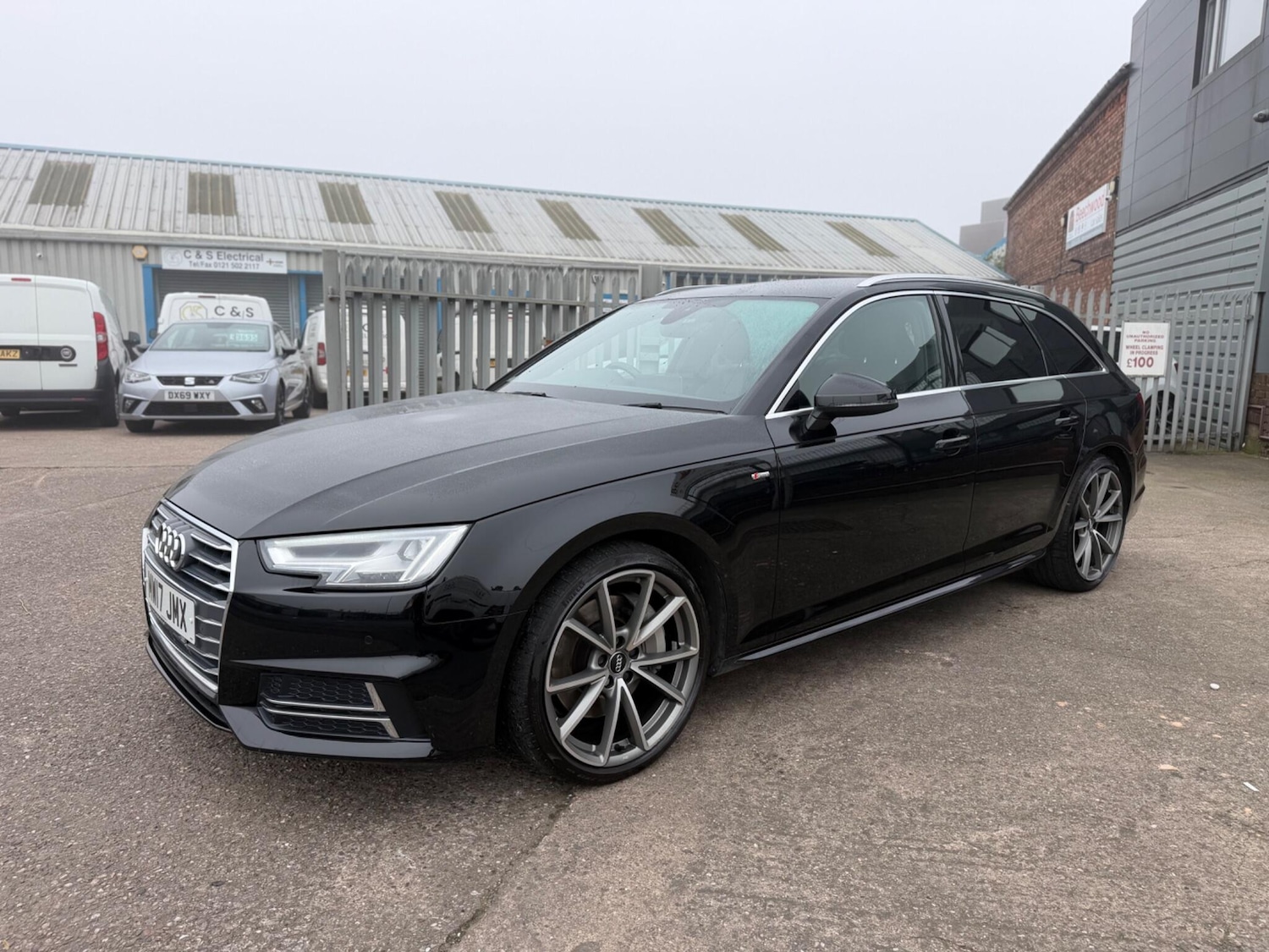 Used Audi A4 2017 for sale - 77978317: Photo 2