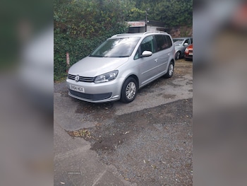 Used Volkswagen Touran 2015 for sale - 76201915: Photo 2
