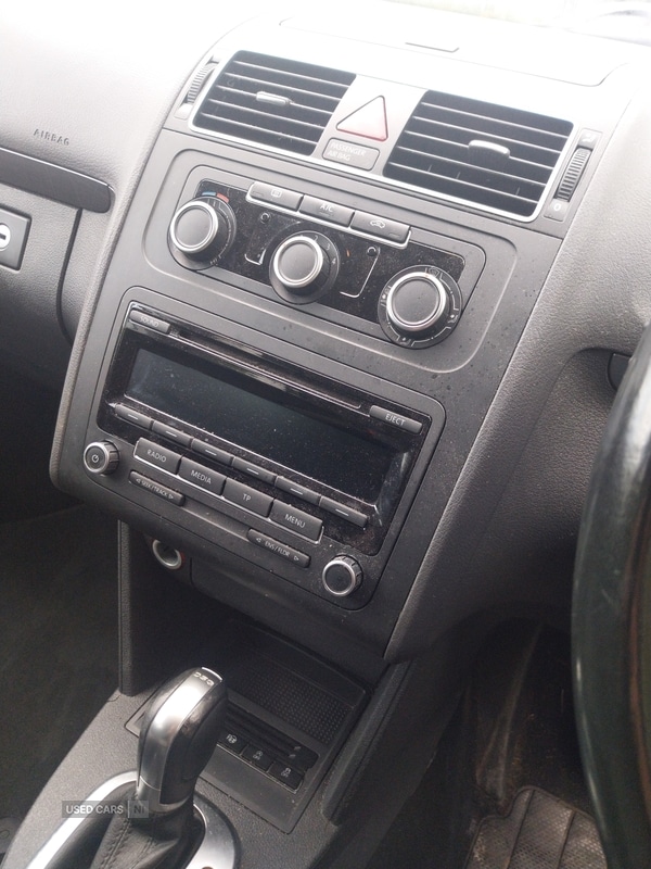 Used Volkswagen Touran 2015 for sale - 76201915: Photo 3