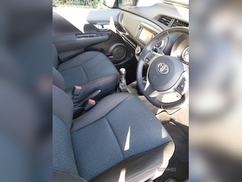 Used Toyota Yaris 2012 for sale - 77192516: Photo