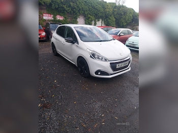 Used Peugeot 208 2016 for sale - 75979200: Photo