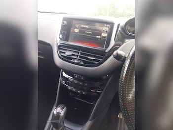 Used Peugeot 208 2016 for sale - 75979200: Photo