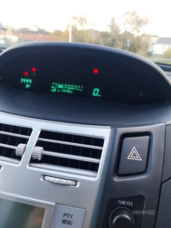 Used Toyota Yaris 2007 for sale - 76690472: Photo 5