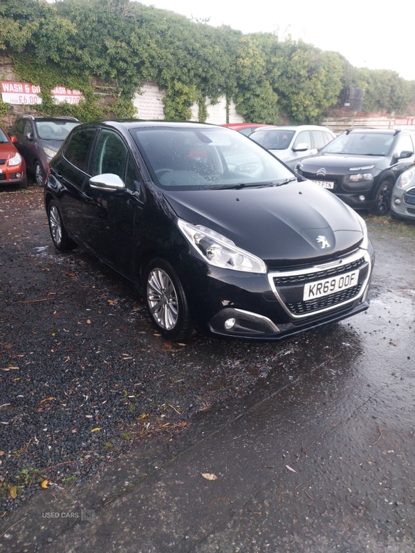 Used Peugeot 208 2019 for sale - 76772420: Photo 2