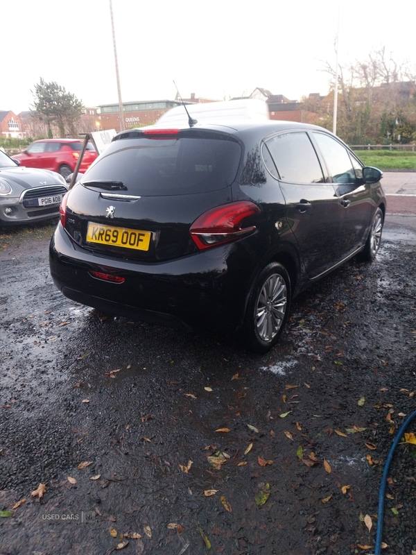 Used Peugeot 208 2019 for sale - 76772420: Photo 3