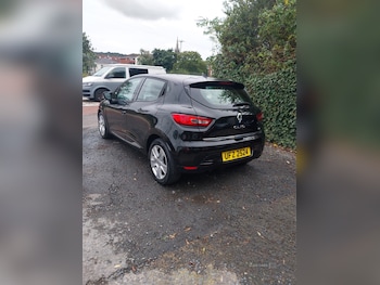 Used Renault Clio 2014 for sale - 76021360: Photo