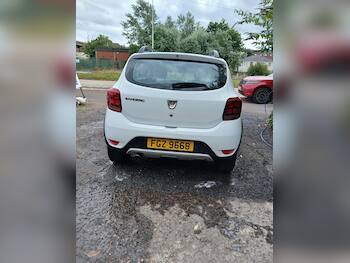 Used Dacia Sandero Stepway 2017 for sale - 79677997: Photo