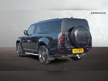 Used Land Rover Defender 130 2023 for sale - 74849037: Photo