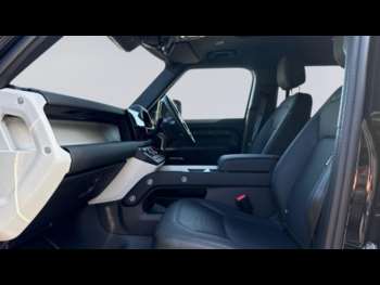 Used Land Rover Defender 110 2024 for sale - 74851537: Photo