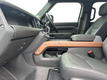 Used Land Rover Defender 110 2021 for sale - 74850117: Photo