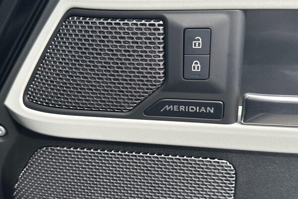 Used Land Rover Defender 110 2022 for sale - 75269459: Photo 24