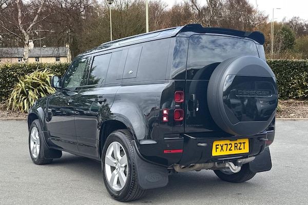 Used Land Rover Defender 110 2022 for sale - 75269459: Photo 2