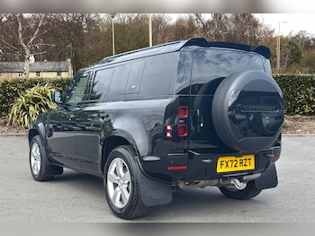 Used Land Rover Defender 110 2022 for sale - 75269459: Photo