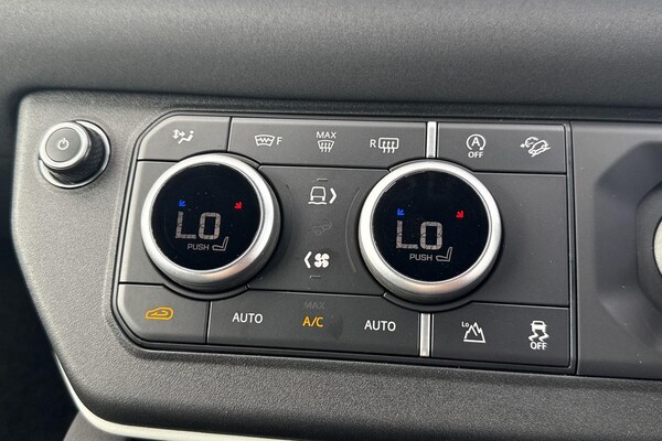 Used Land Rover Defender 110 2022 for sale - 75269459: Photo 39