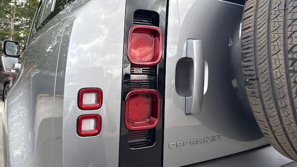 Used Land Rover Defender 110 2023 for sale - 75449502: Photo 19