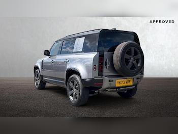 Used Land Rover Defender 110 2023 for sale - 75449502: Photo