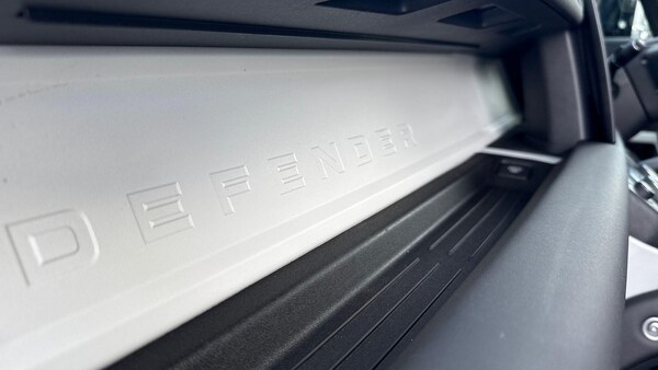 Used Land Rover Defender 110 2023 for sale - 75449502: Photo 36