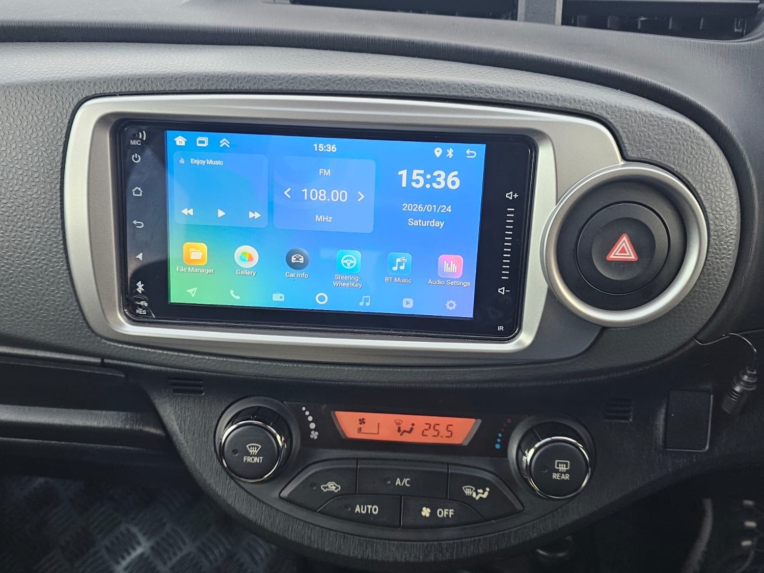 Used Toyota Vitz 2024 for sale - 77312407: Photo 13