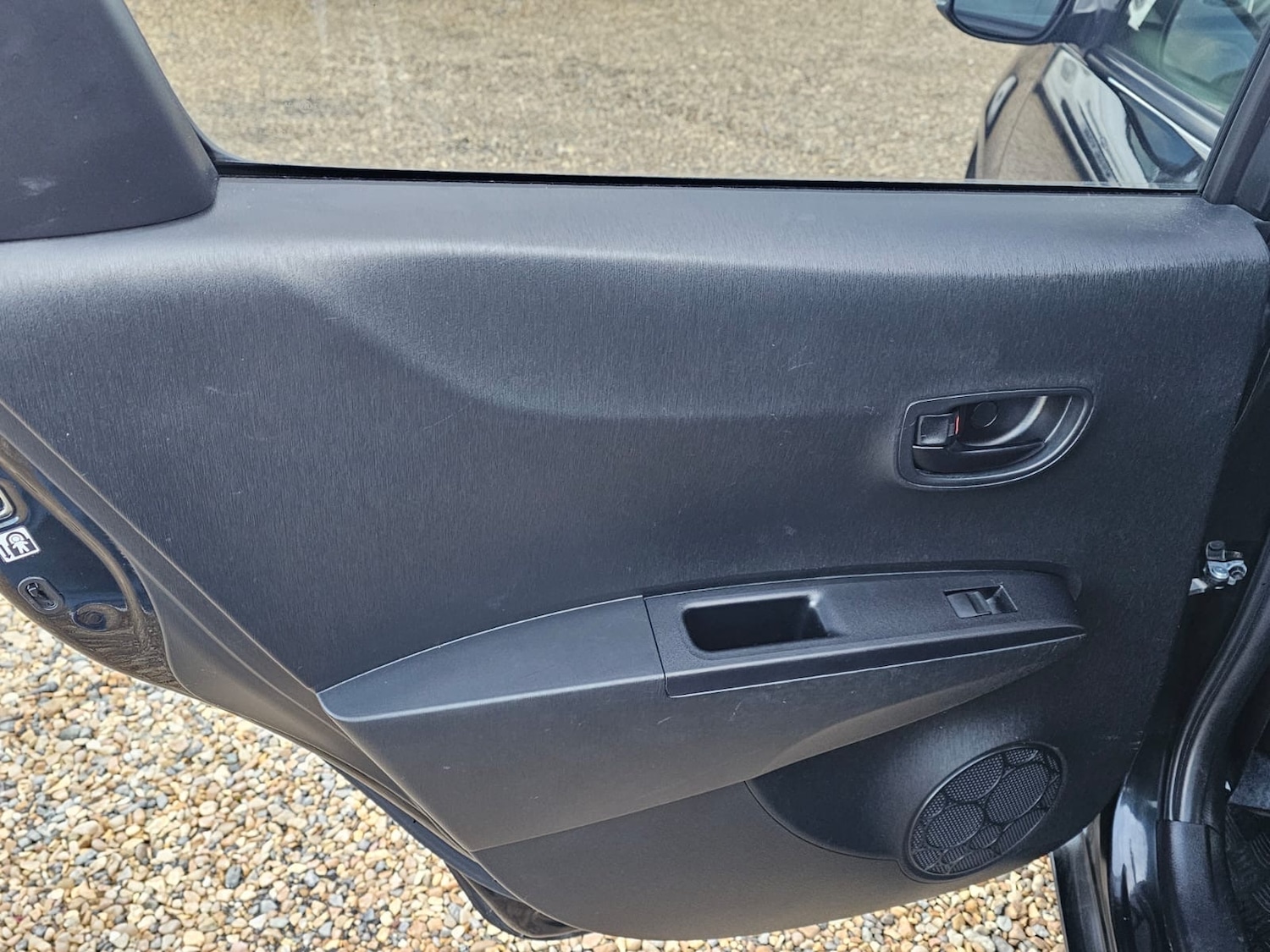 Used Toyota Vitz 2024 for sale - 77312407: Photo 17