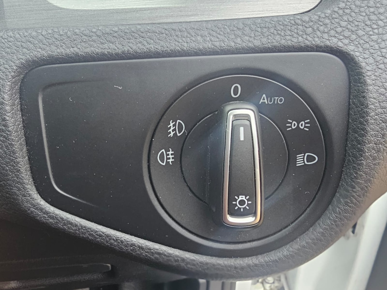 Used Volkswagen Golf 2013 for sale - 77630874: Photo 11