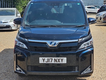 Used Toyota Voxy 2017 for sale - 79246907: Photo