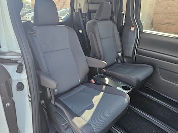 Used Toyota Noah 2022 for sale - 77797415: Photo