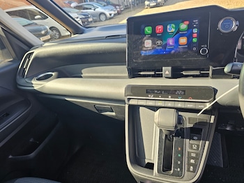 Used Toyota Noah 2022 for sale - 77797415: Photo