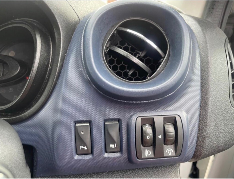 Used Vauxhall Vivaro 2020 for sale - 77277701: Photo 11