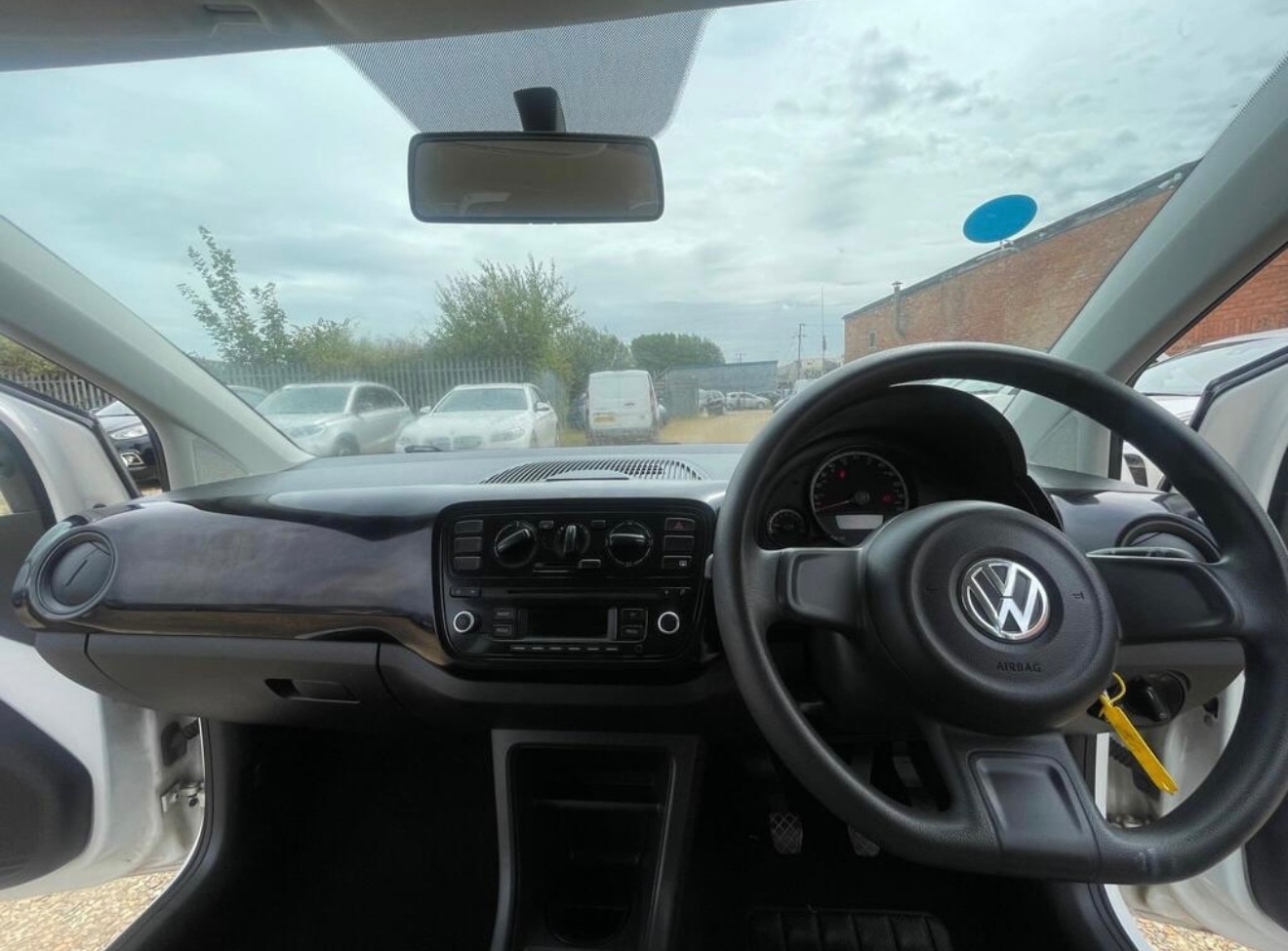 Used Volkswagen up! 2012 for sale - 77304756: Photo 8
