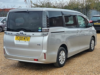 Used Toyota Noah undefined for sale - 77278462: Photo