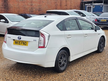 Used Toyota Prius 2015 for sale - 77548451: Photo