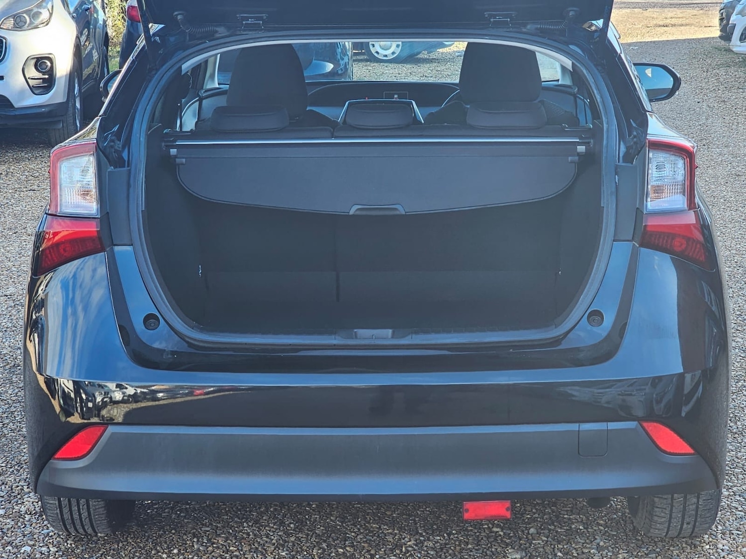 Used Toyota Prius 2020 for sale - 77303994: Photo 8