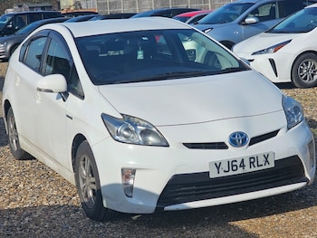 Used Toyota Prius 2020 for sale - 77681988: Photo