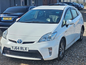 Used Toyota Prius 2020 for sale - 77681988: Photo
