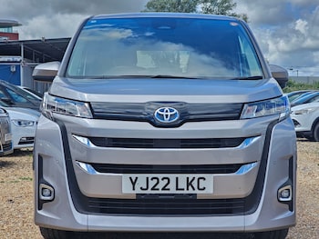 Used Toyota Noah 2022 for sale - 78889923: Photo