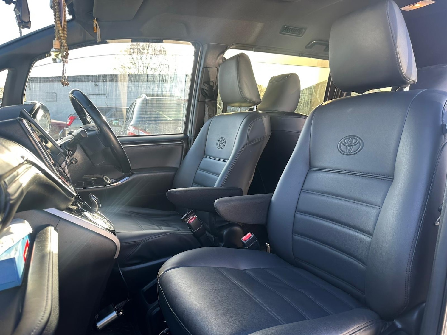 Used Toyota Noah 2025 for sale - 77303984: Photo 10