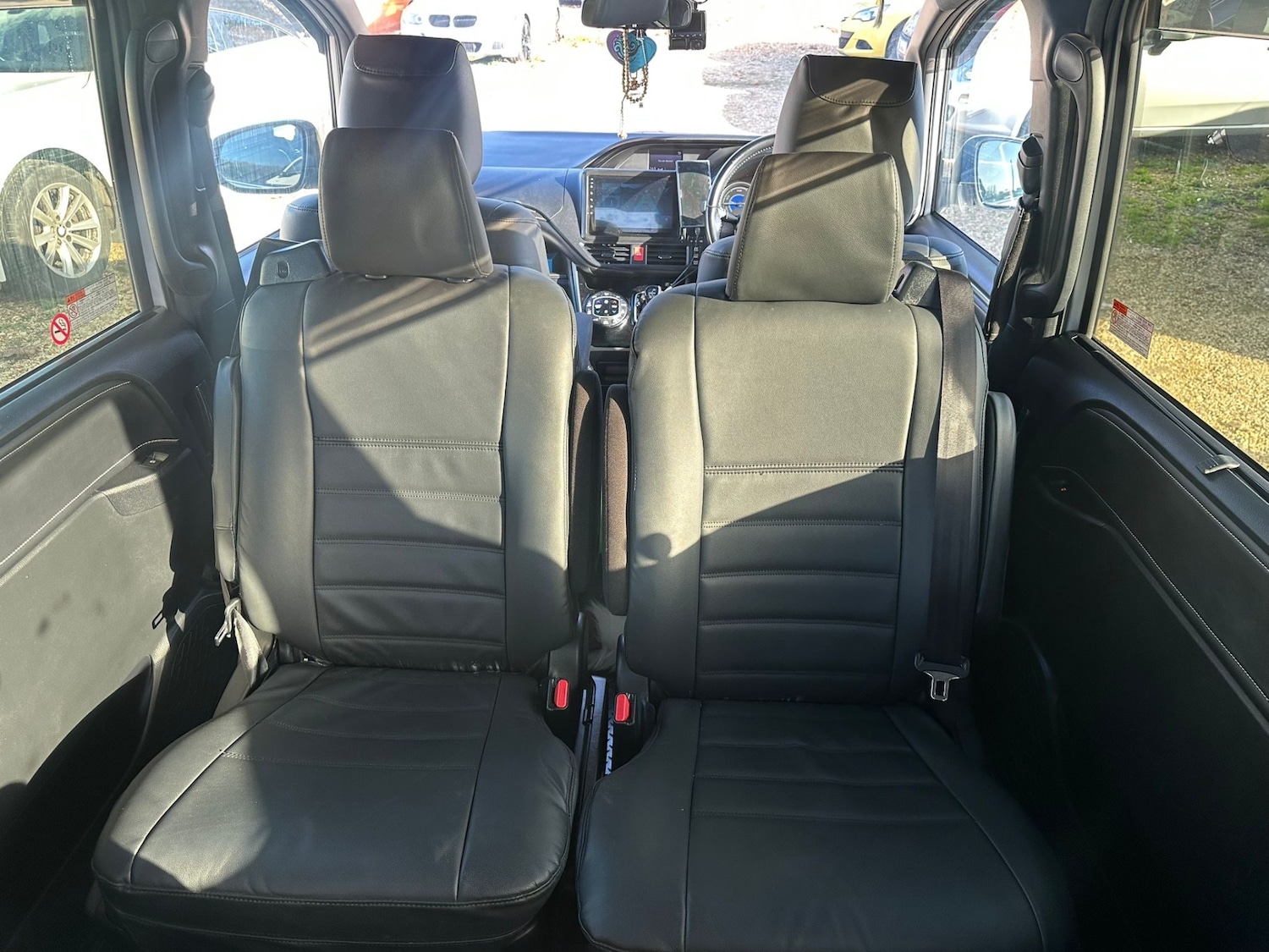 Used Toyota Noah 2025 for sale - 77303984: Photo 13