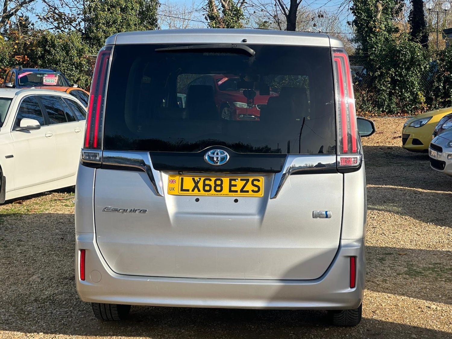 Used Toyota Noah 2025 for sale - 77303984: Photo 6