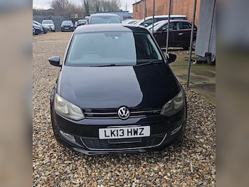 Used Volkswagen Polo undefined for sale - 77502600: Photo