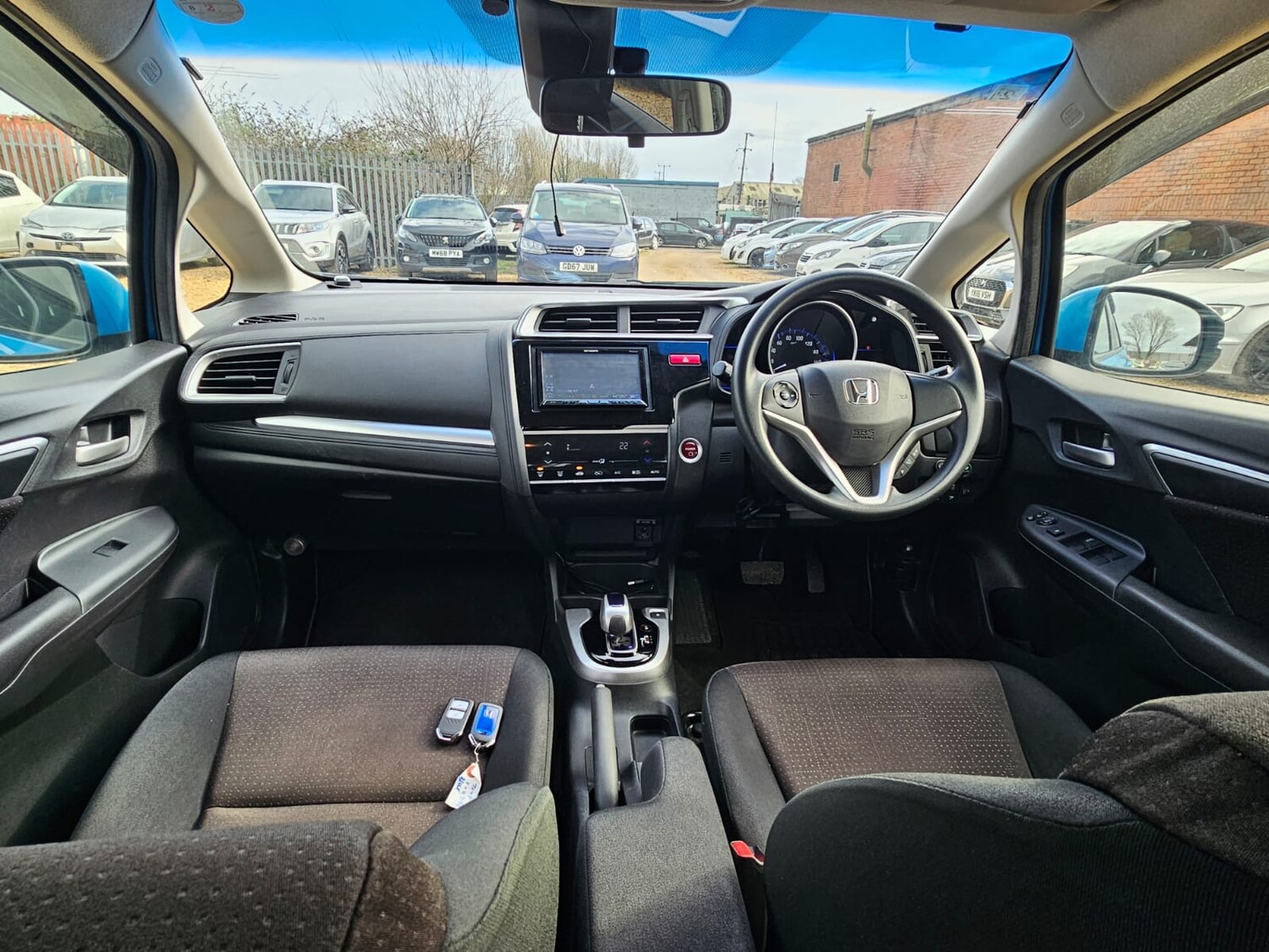 Used Honda Fit 2015 for sale - 77640224: Photo 8