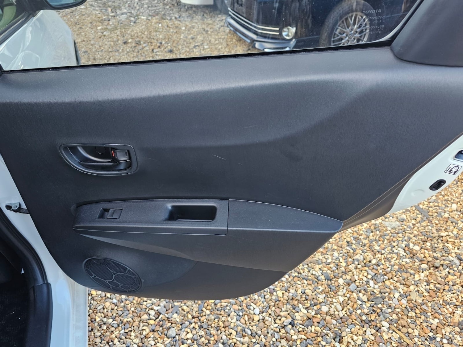 Used Toyota Vitz 2025 for sale - 77312262: Photo 16