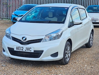 Used Toyota Vitz 2012 for sale - 77312262: Photo