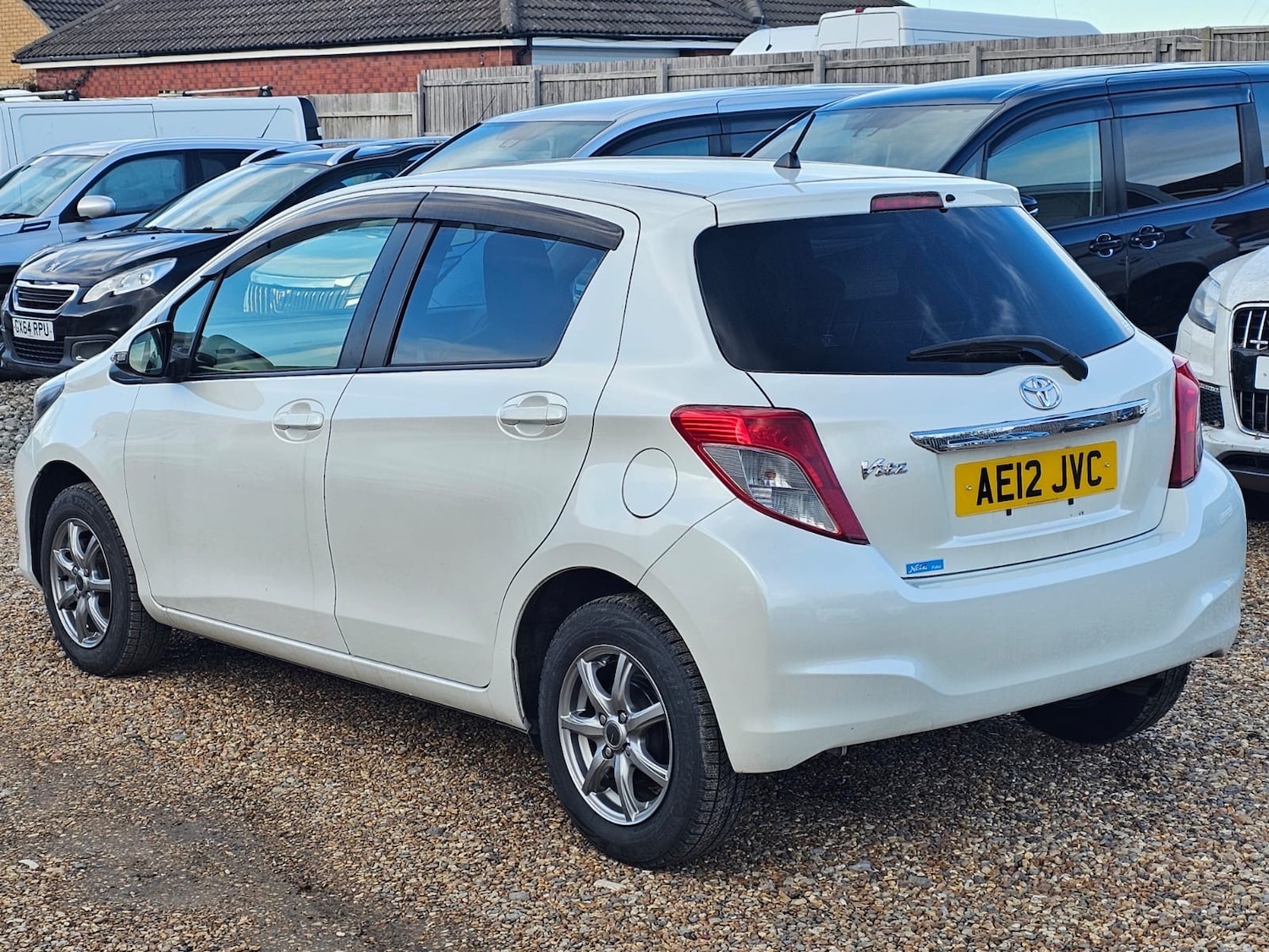 Used Toyota Vitz 2025 for sale - 77312262: Photo 6