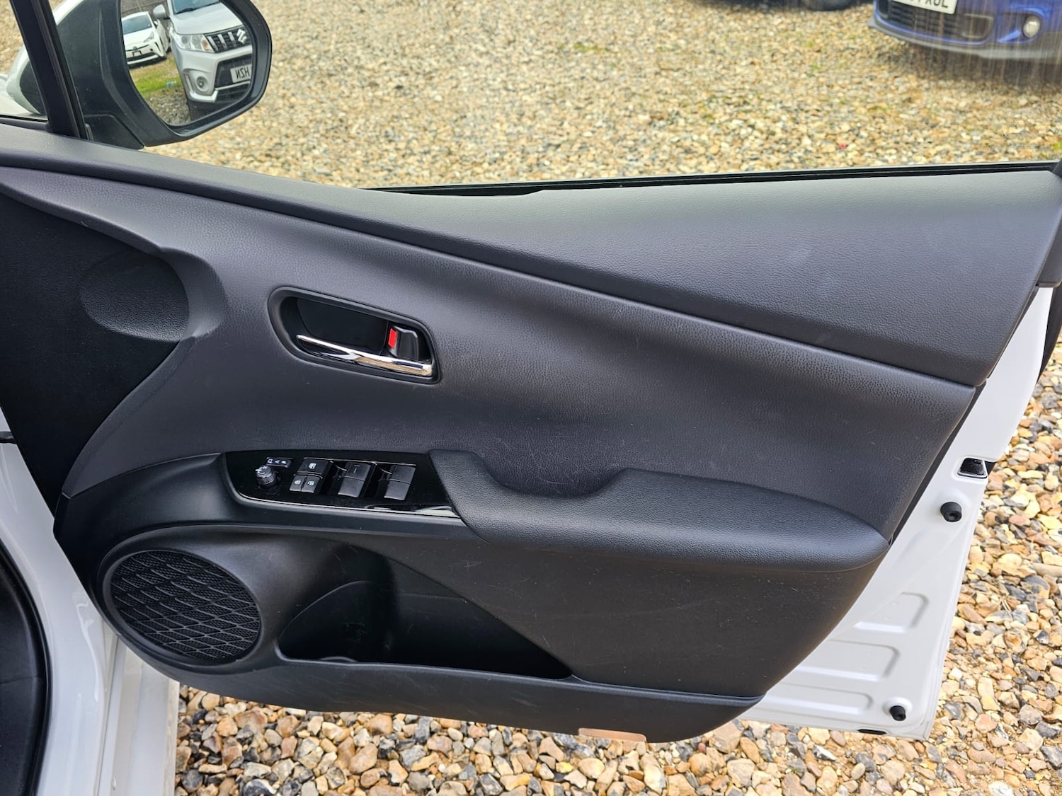 Used Toyota Prius for sale - 77640317: Photo 17