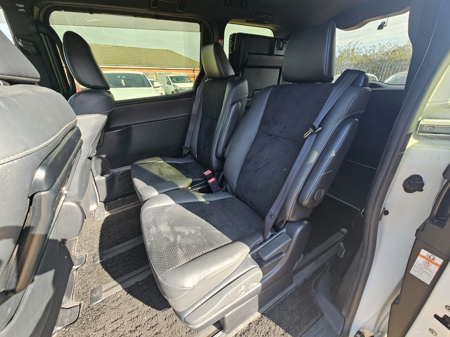 Used Toyota Noah 2026 for sale - 77736044: Photo 15