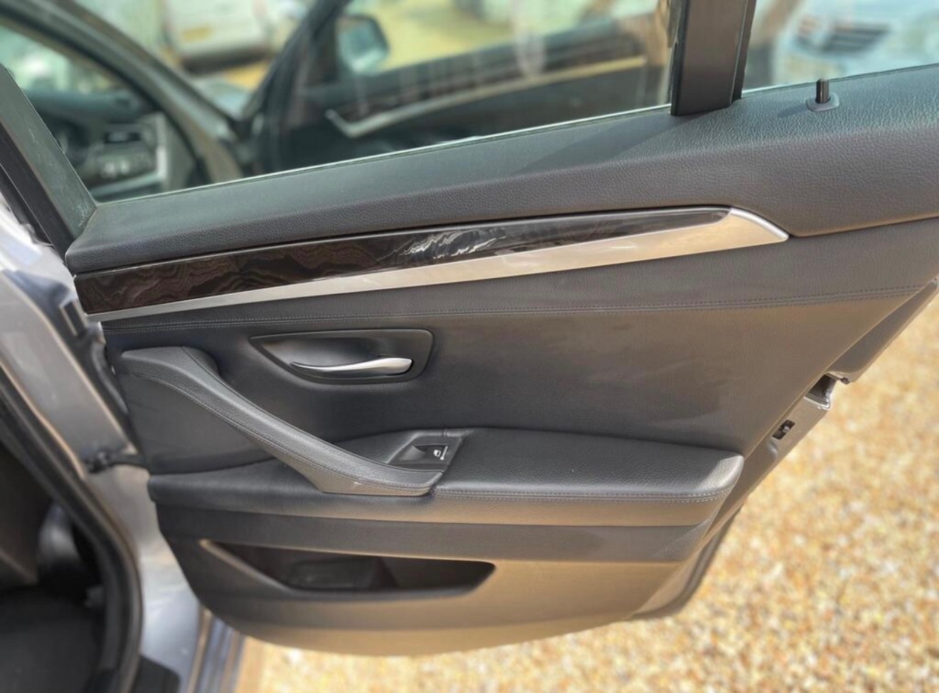 Used BMW 5 Series 2010 for sale - 77304824: Photo 21