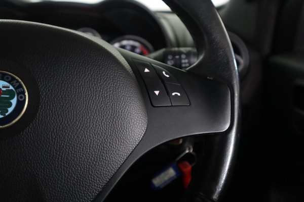 Used Alfa Romeo MiTo 2014 for sale - 76256465: Photo 42