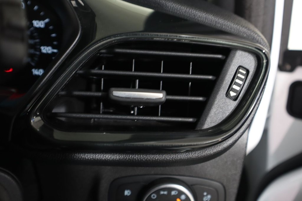 Used Ford Fiesta 2018 for sale - 77111093: Photo 33