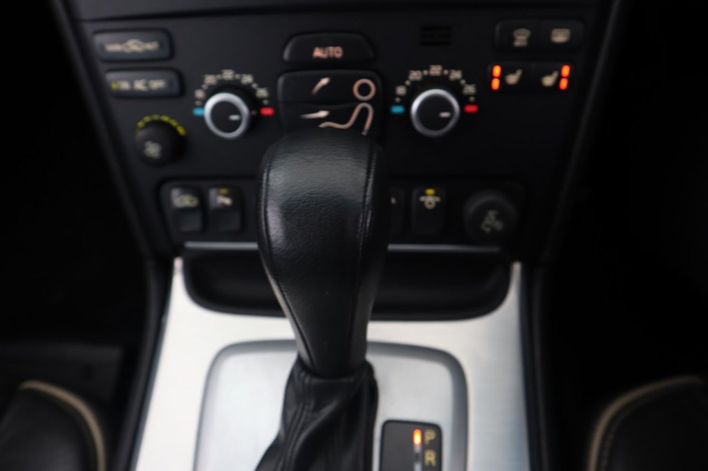 Used Volvo XC90 2014 for sale - 77905058: Photo 20